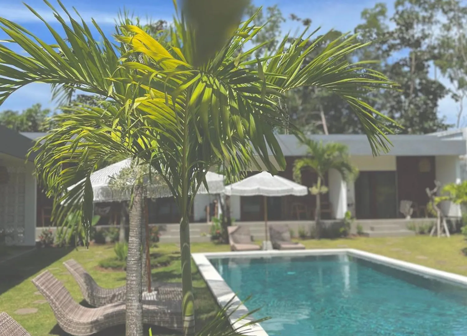 Tropical Almond Villa Uluwatu  Hotel Uluwatu (Bali)